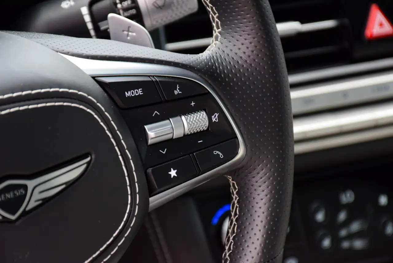 Genesis G70 снимка Genesis G70