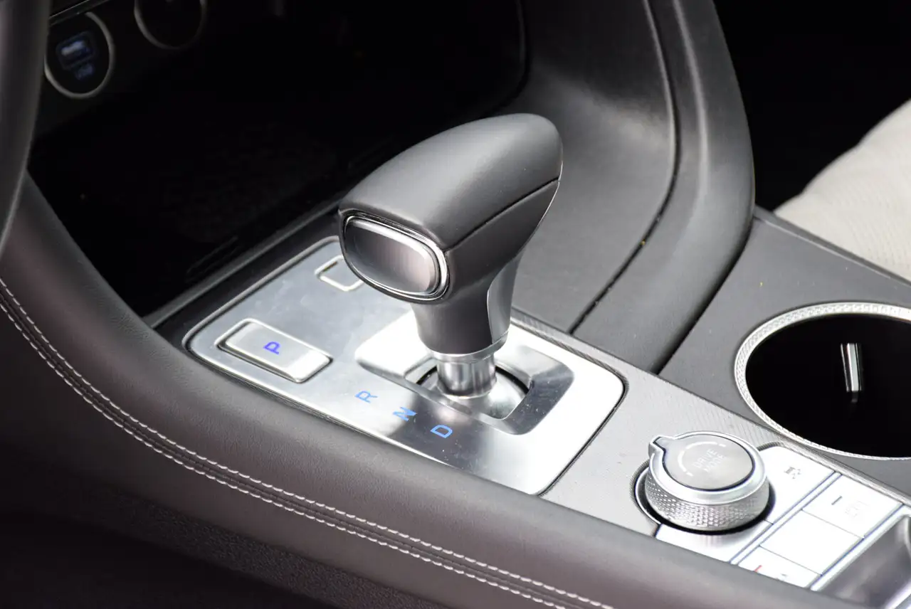 Genesis G70 снимка Genesis G70