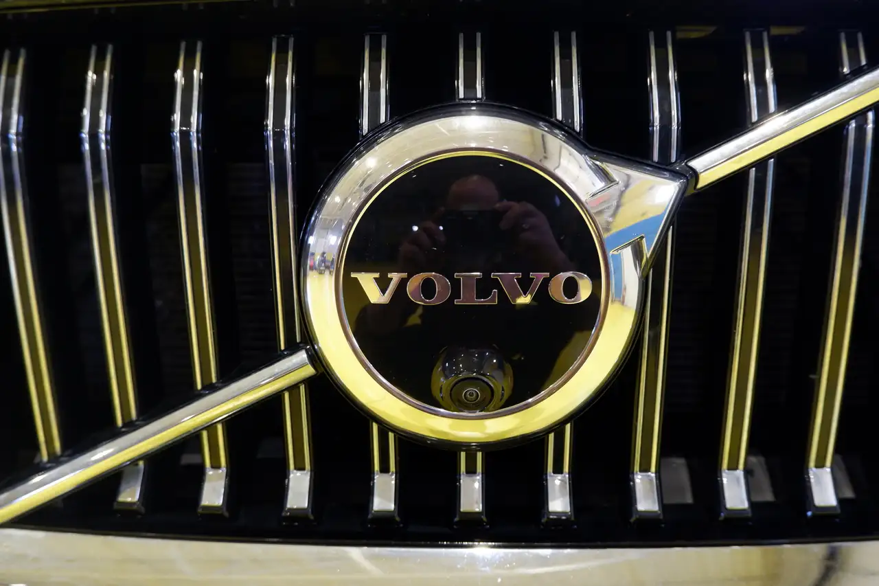 Volvo XC60 снимка Volvo XC60