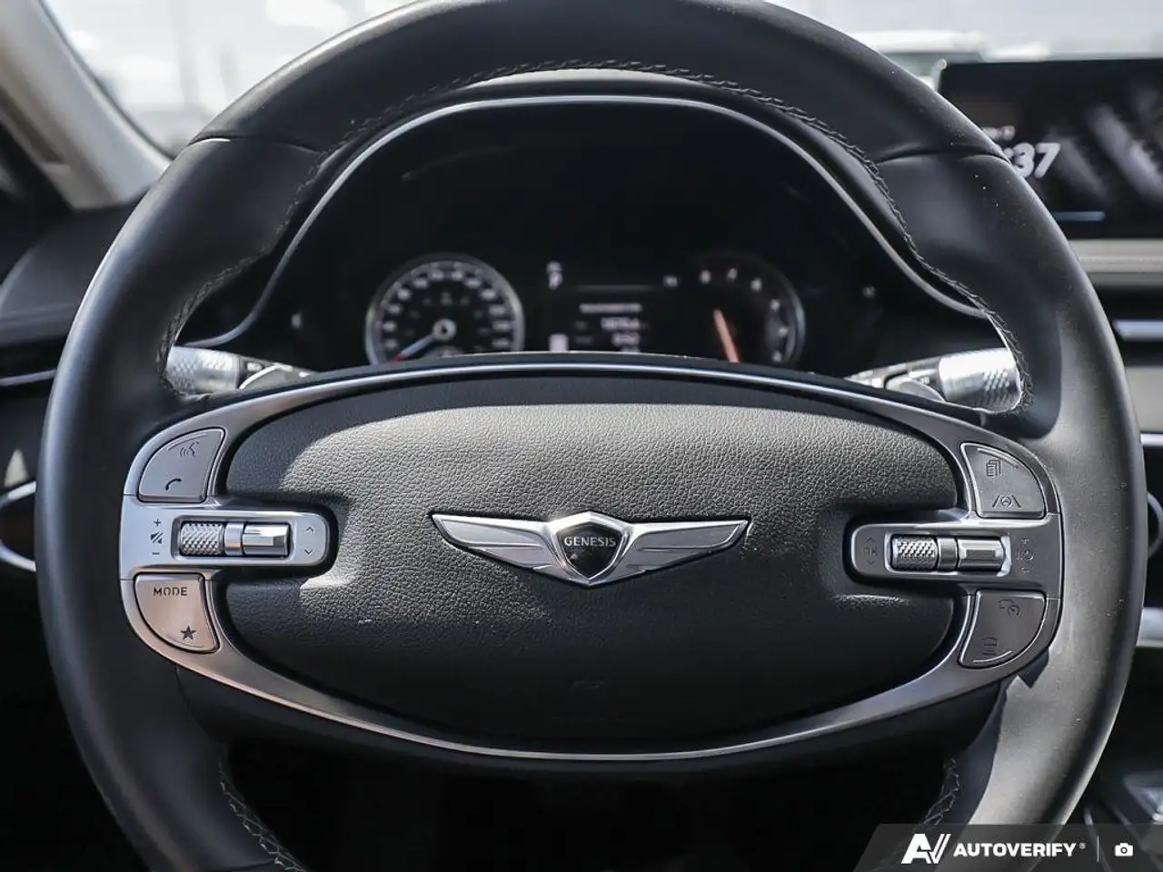 Genesis GV70 снимка Genesis GV70