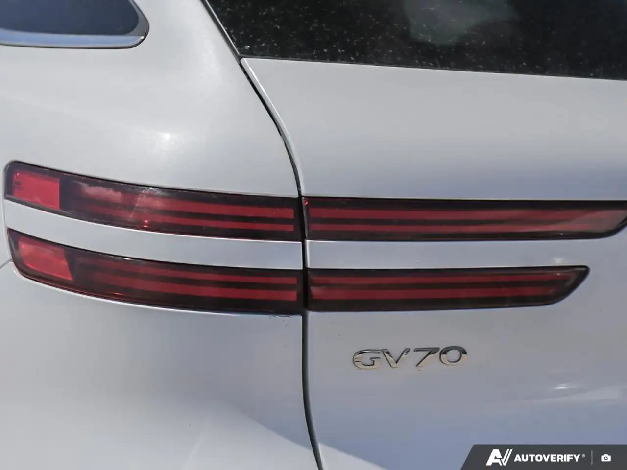 Genesis GV70 снимка Genesis GV70