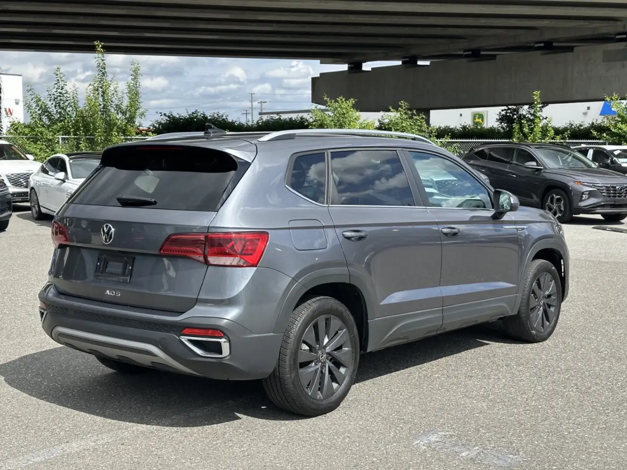 Volkswagen Taos снимка Volkswagen Taos