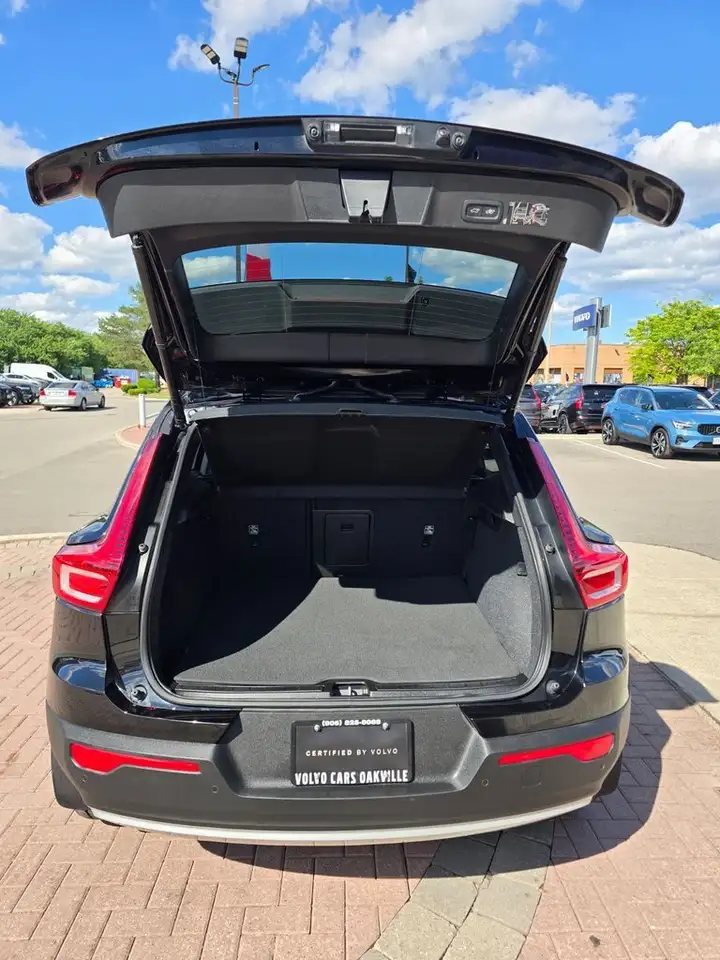 Volvo XC40 photo Volvo XC40