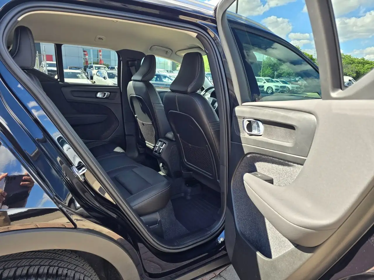 Volvo XC40 photo Volvo XC40