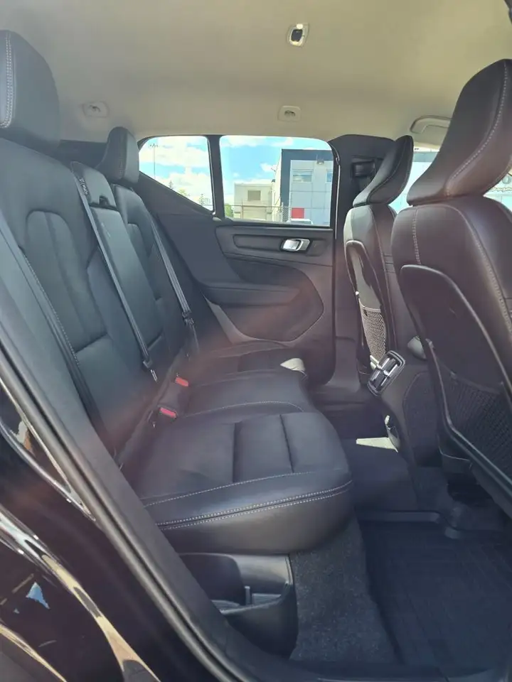 Volvo XC40 photo Volvo XC40
