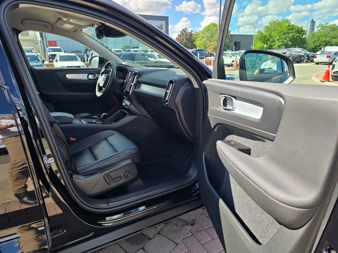 Volvo XC40 photo Volvo XC40