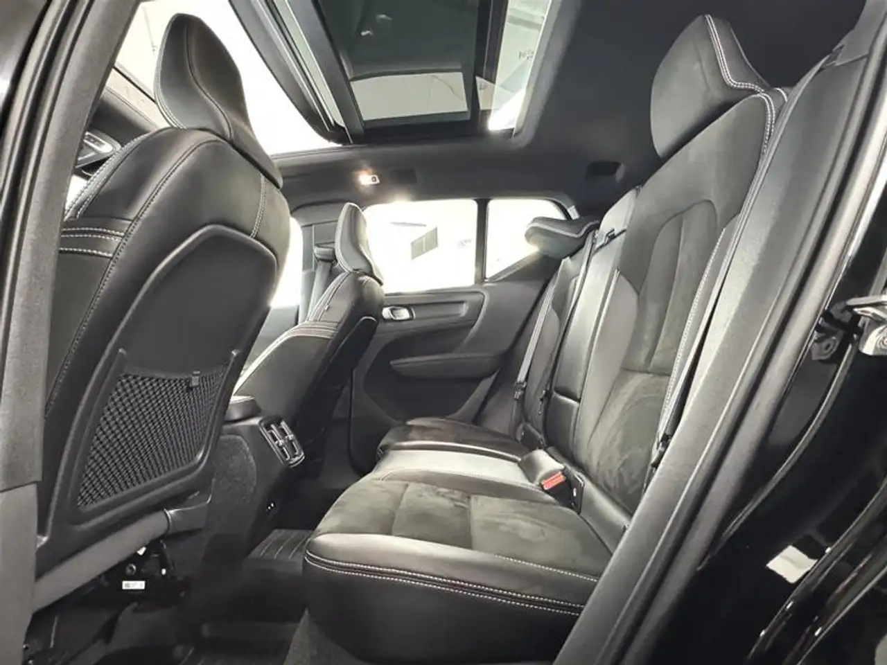 Volvo XC40 снимка Volvo XC40