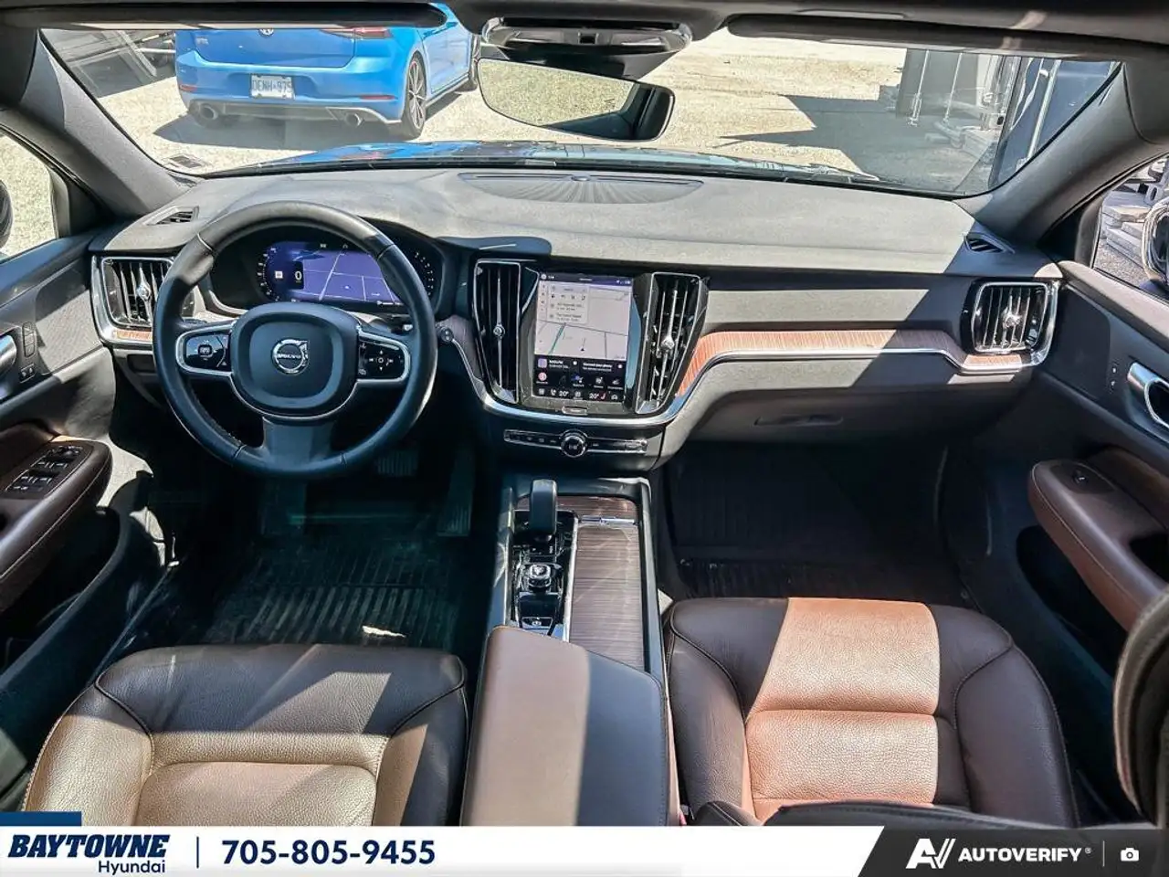 Volvo V60 Cross Country снимка Volvo V60 Cross Country