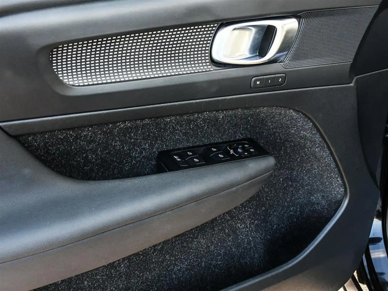 Volvo XC40 снимка Volvo XC40