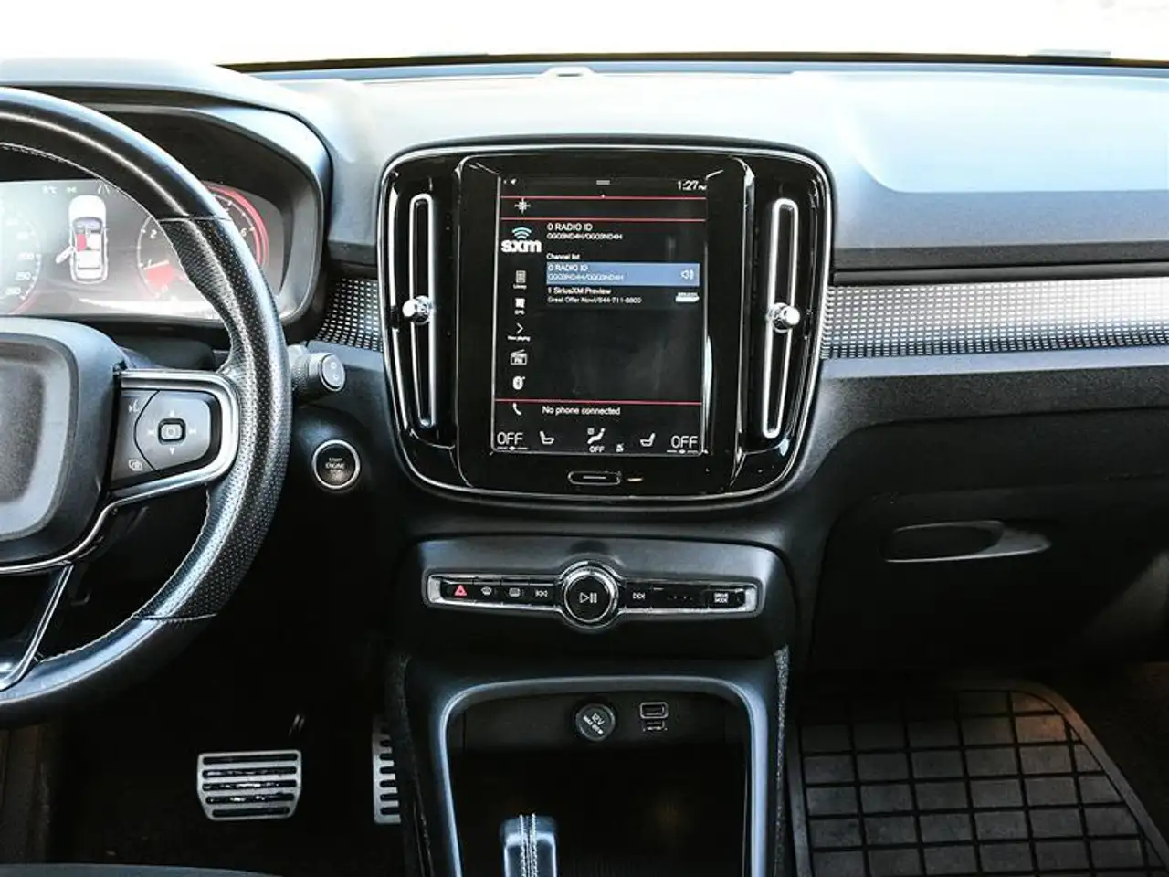Volvo XC40 снимка Volvo XC40