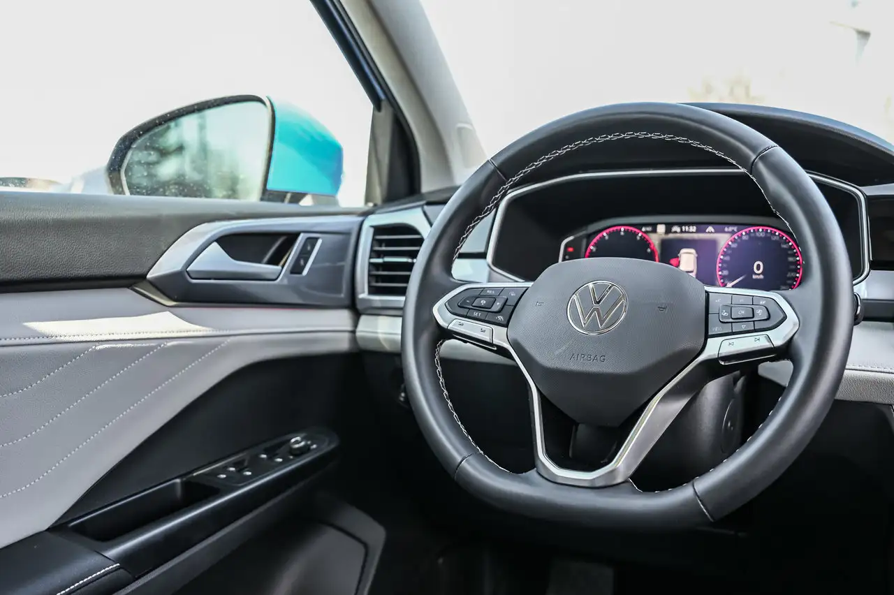Volkswagen Taos снимка Volkswagen Taos