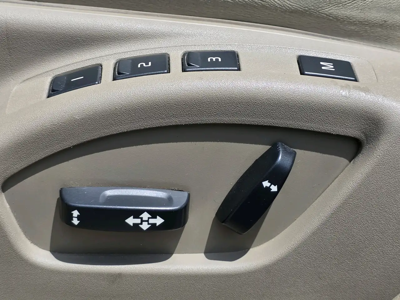 Volvo V70 снимка Volvo V70