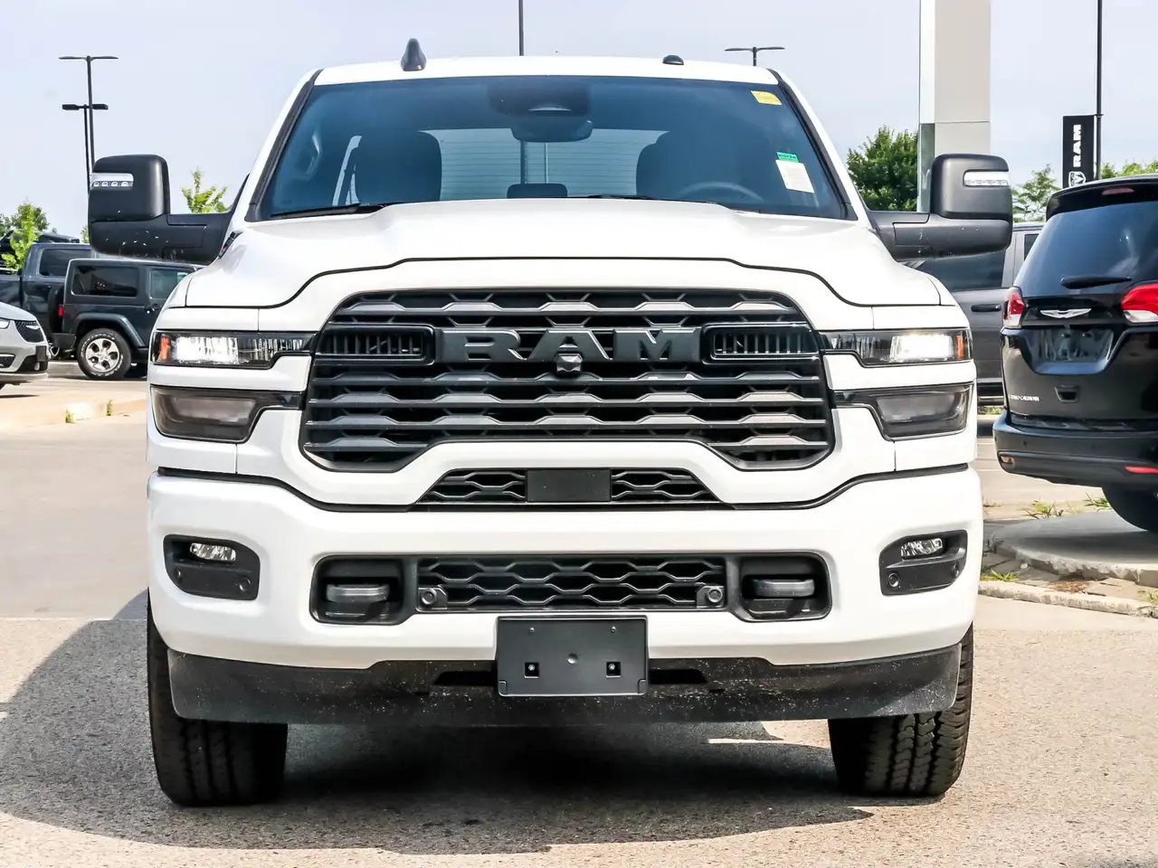 RAM 2500 снимка RAM 2500