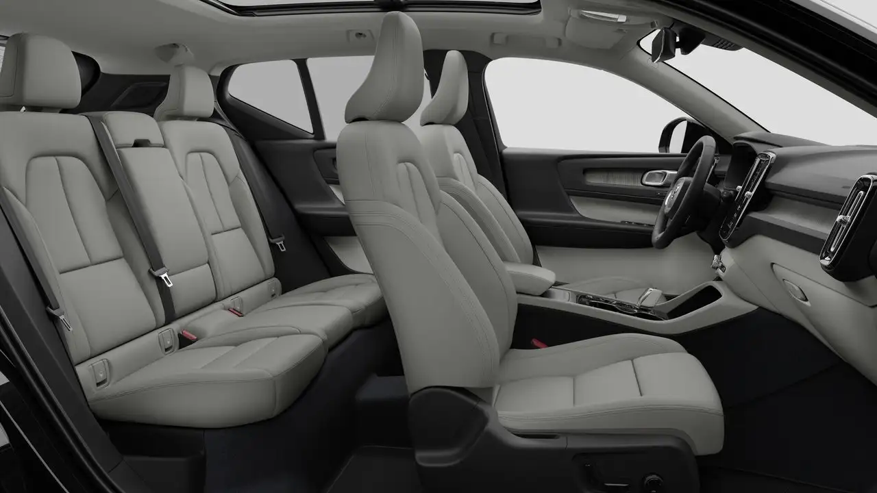 Volvo XC40 photo Volvo XC40