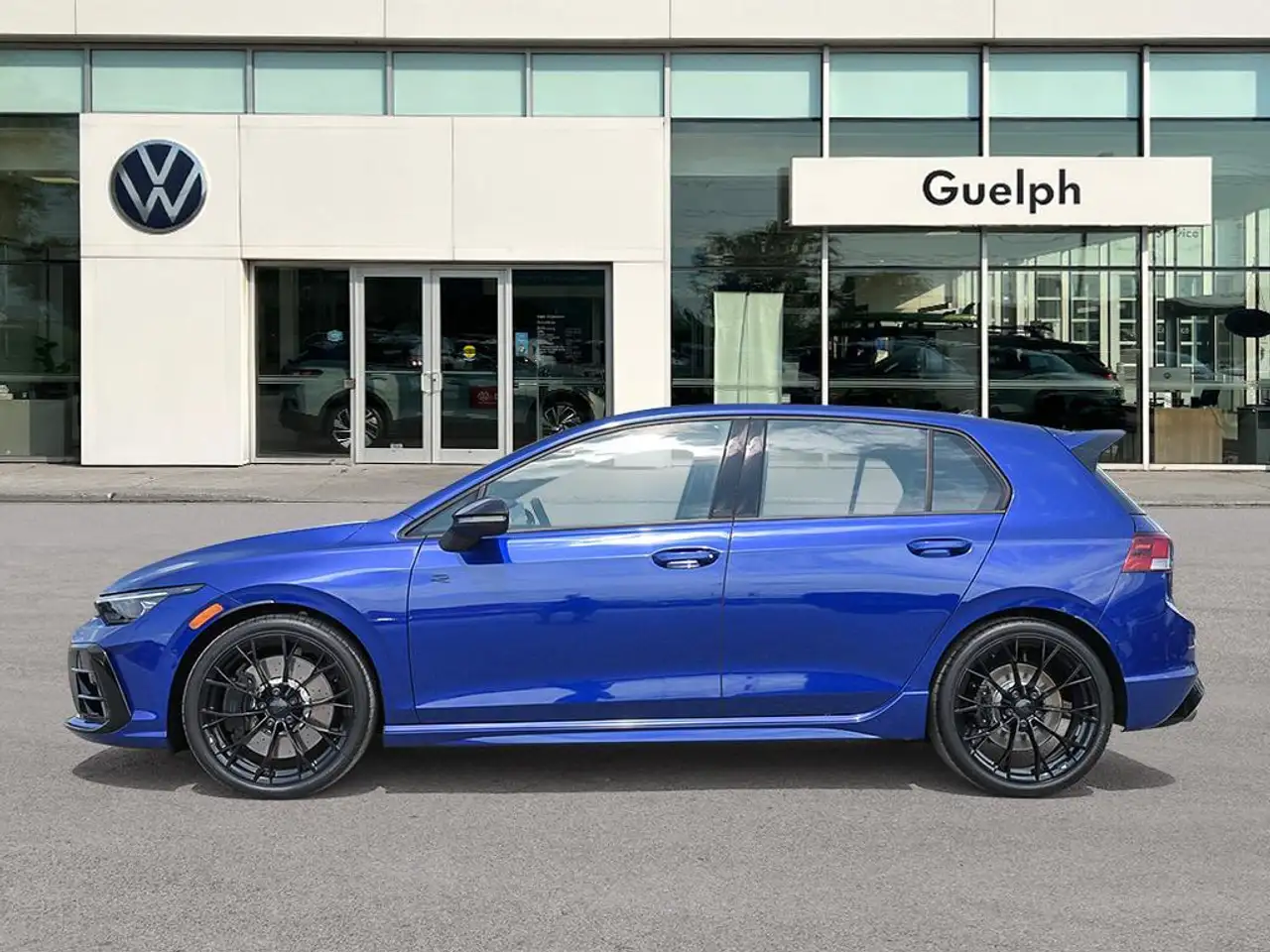 Volkswagen Golf R снимка Volkswagen Golf R