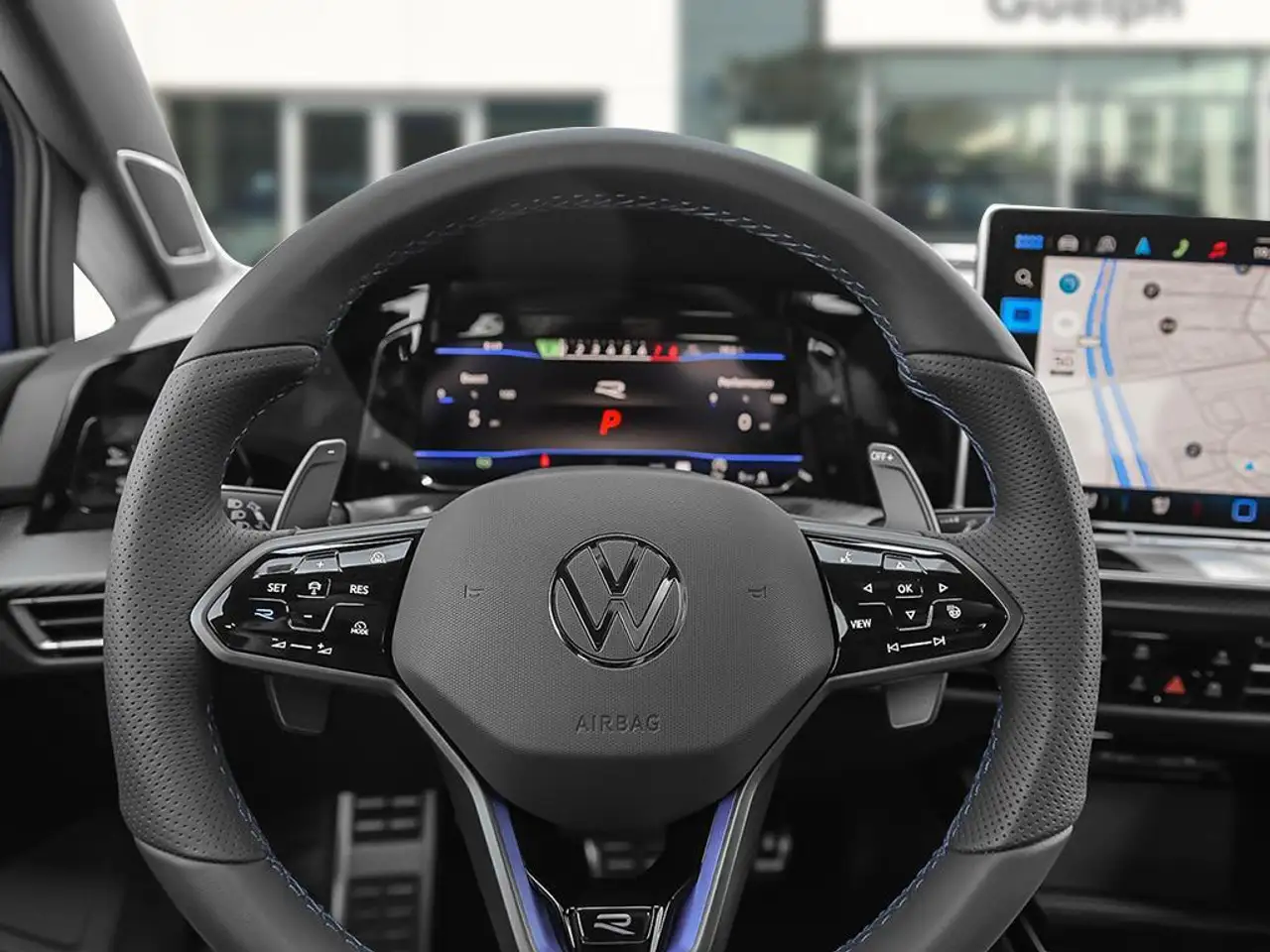 Volkswagen Golf R снимка Volkswagen Golf R