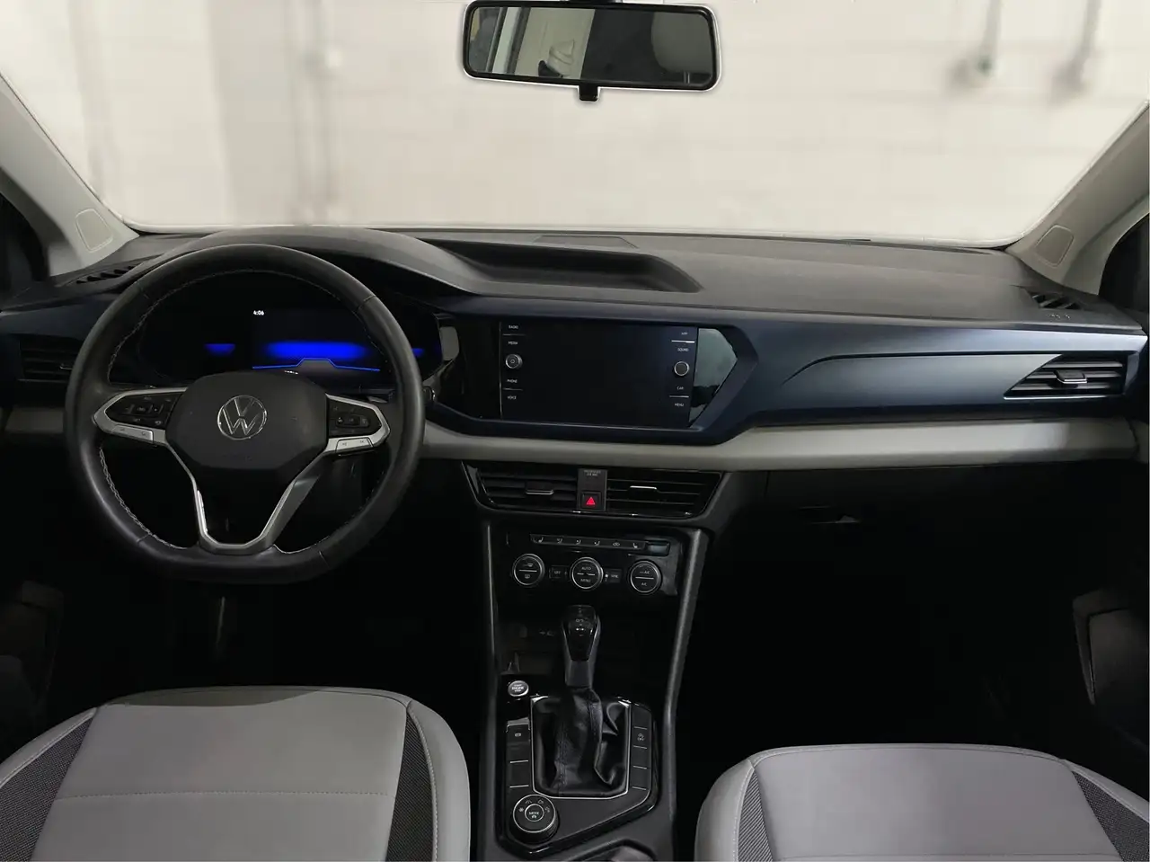 Volkswagen Taos снимка Volkswagen Taos