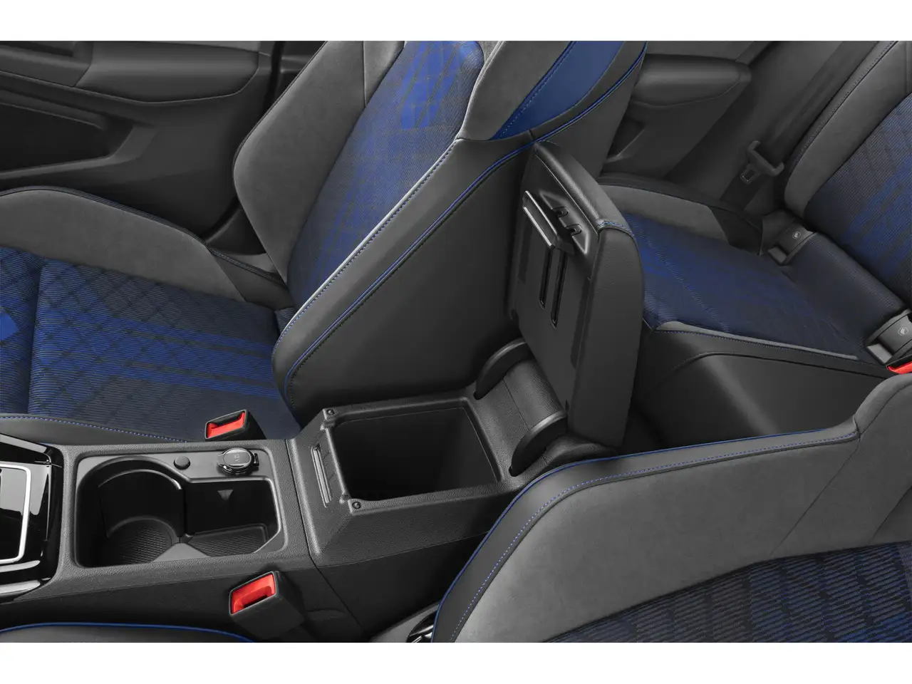 Volkswagen Golf R снимка Volkswagen Golf R