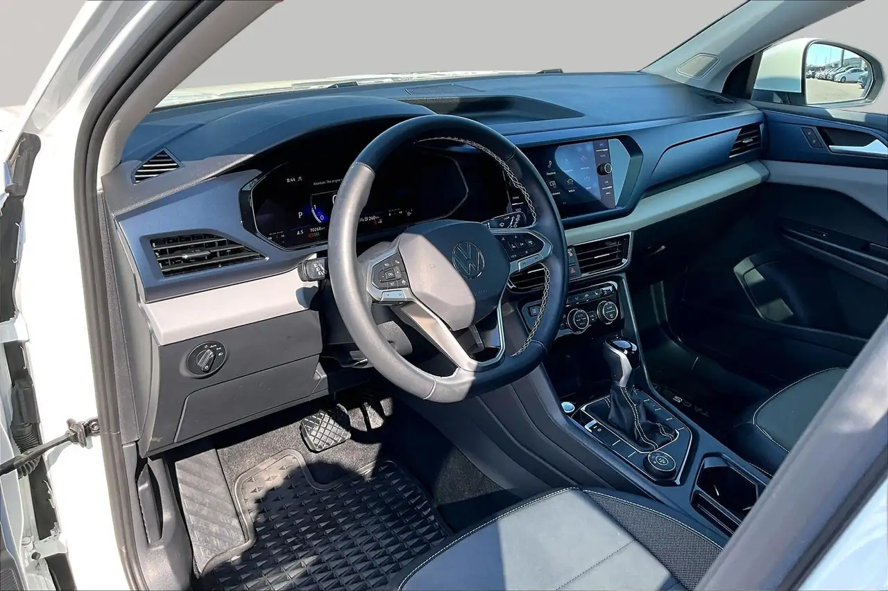 Volkswagen Taos снимка Volkswagen Taos