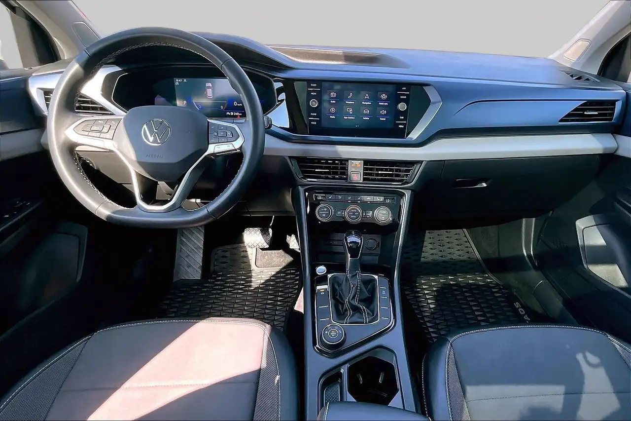 Volkswagen Taos снимка Volkswagen Taos