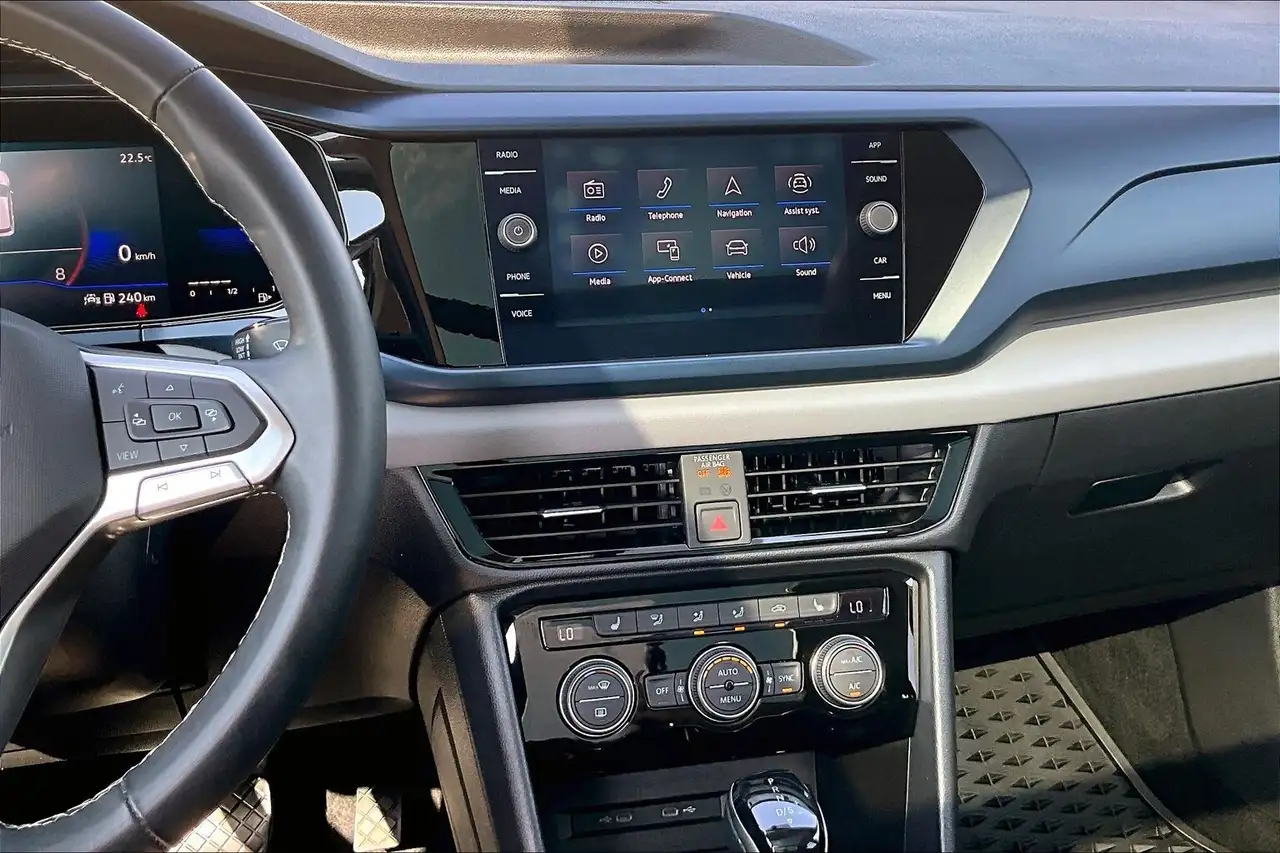 Volkswagen Taos снимка Volkswagen Taos