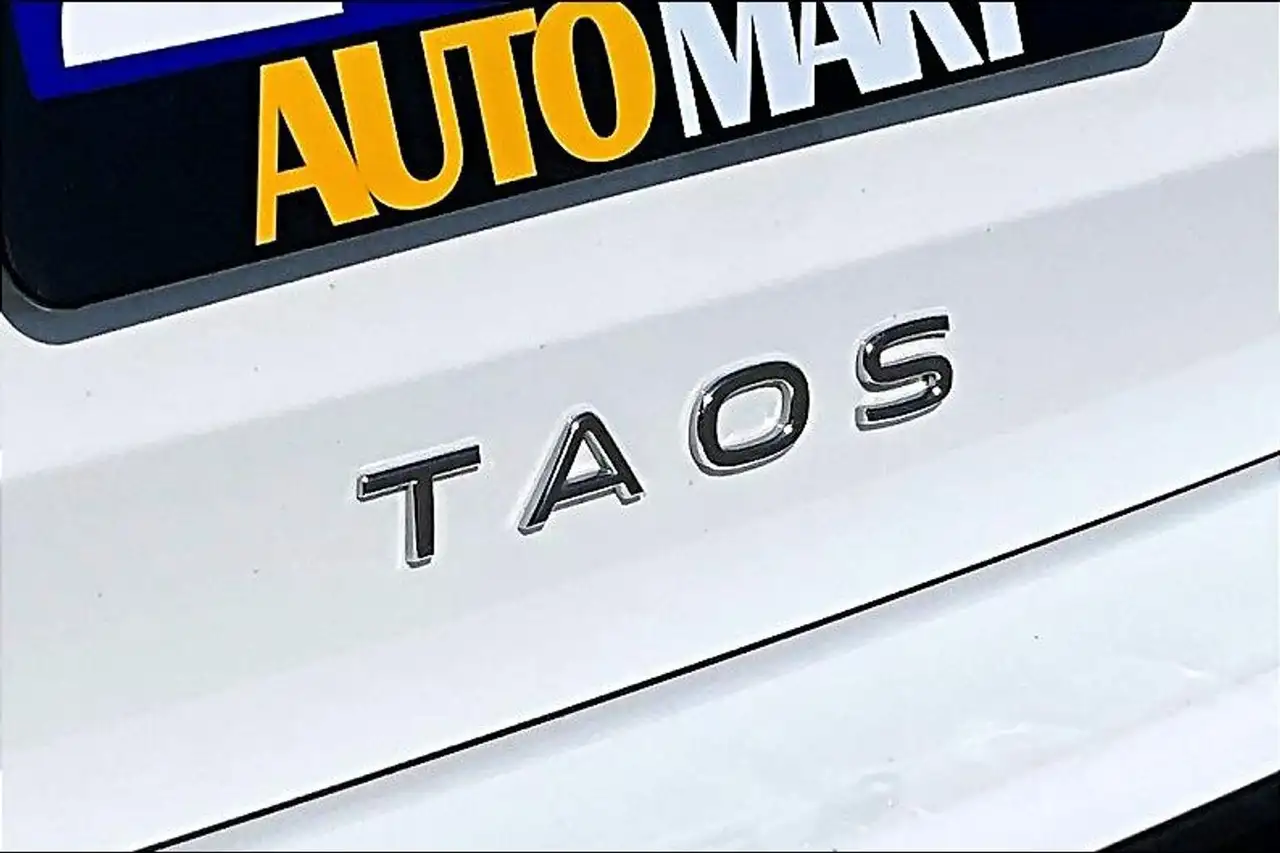 Volkswagen Taos снимка Volkswagen Taos