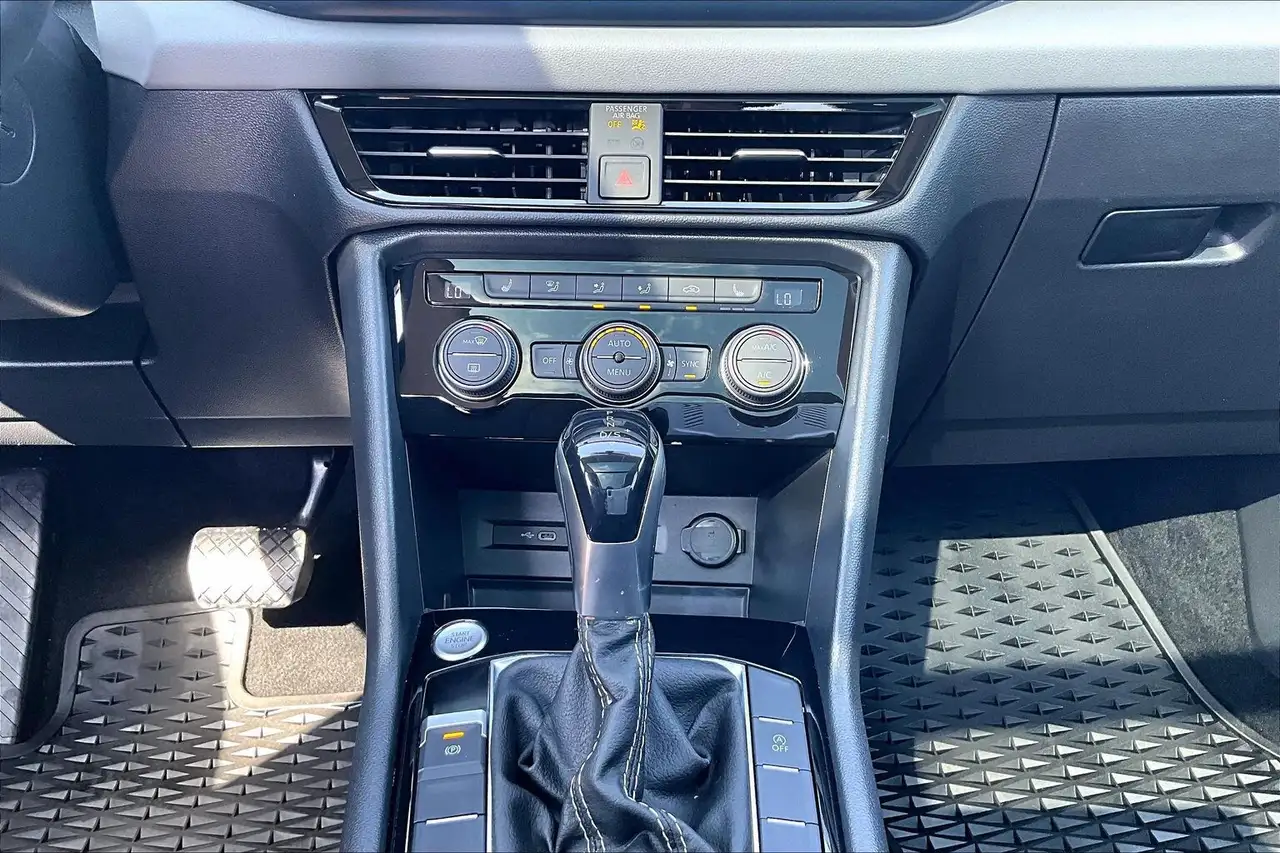Volkswagen Taos снимка Volkswagen Taos
