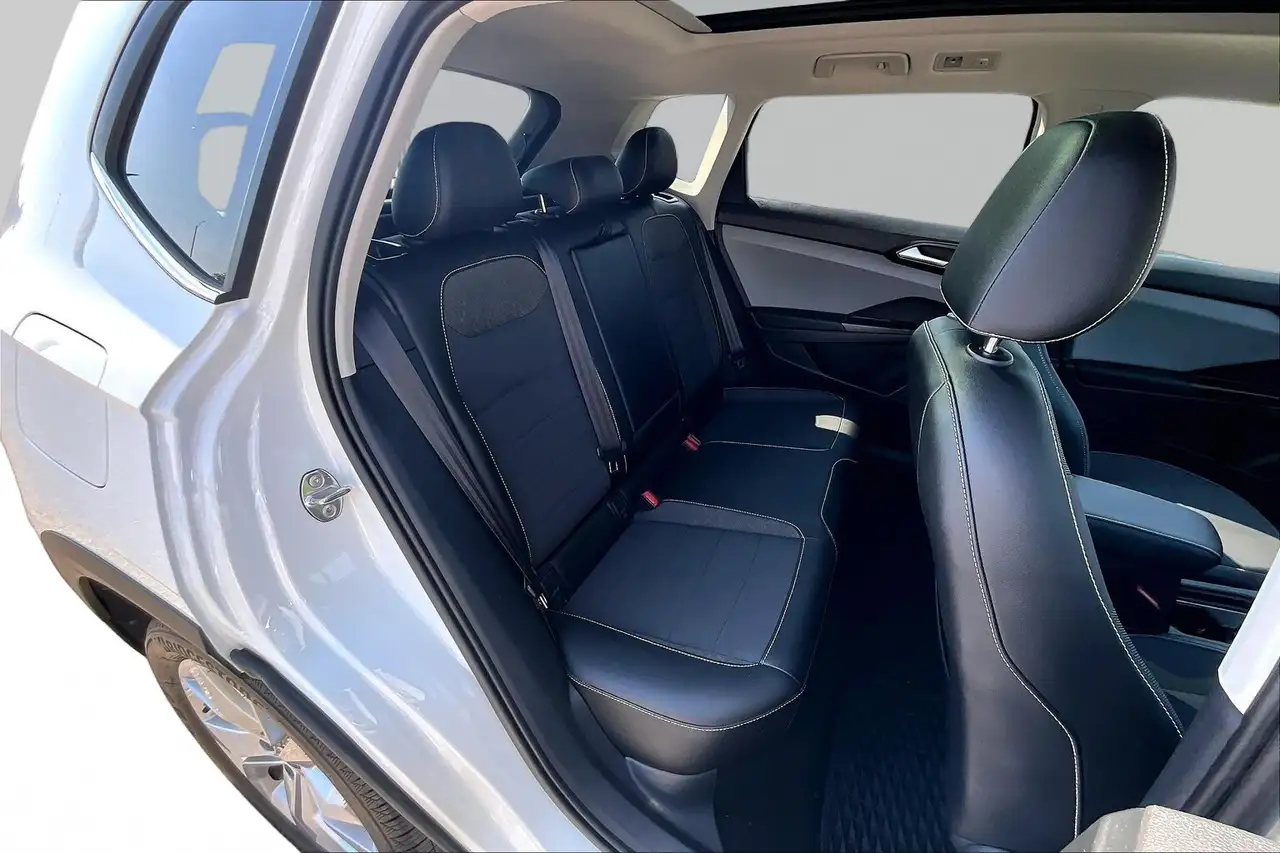 Volkswagen Taos снимка Volkswagen Taos