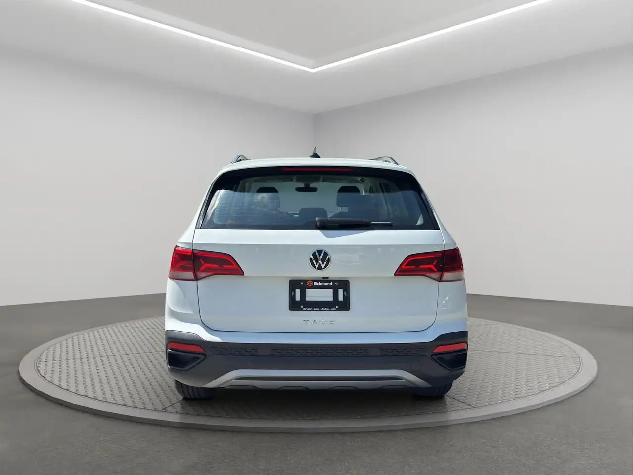 Volkswagen Taos снимка Volkswagen Taos