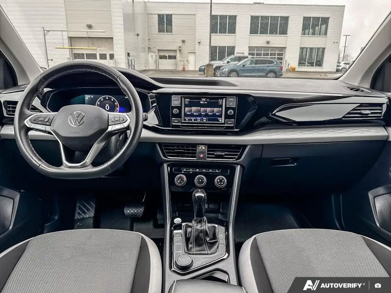 Volkswagen Taos снимка Volkswagen Taos