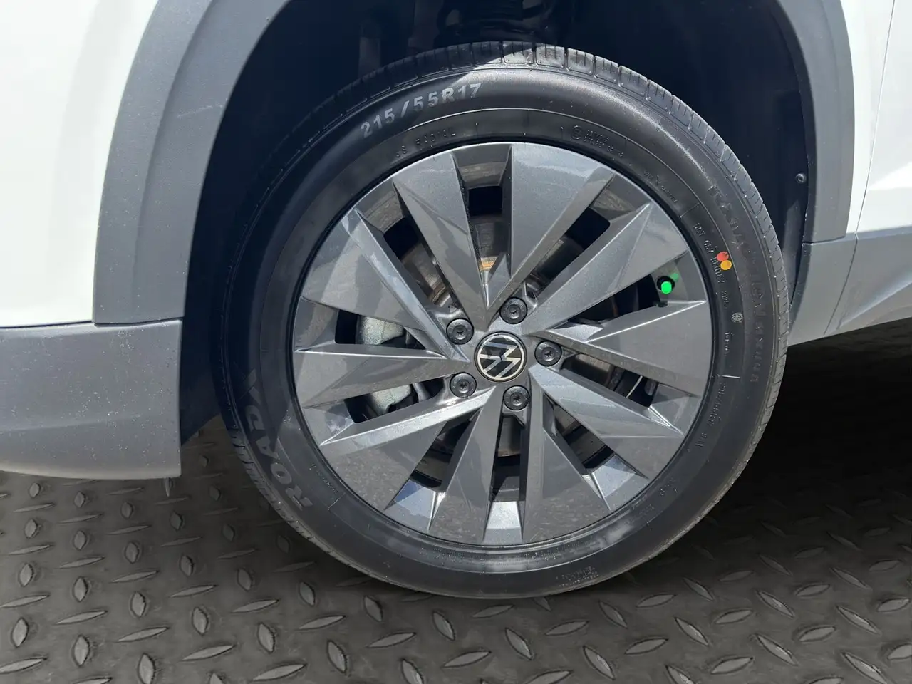 Volkswagen Taos снимка Volkswagen Taos