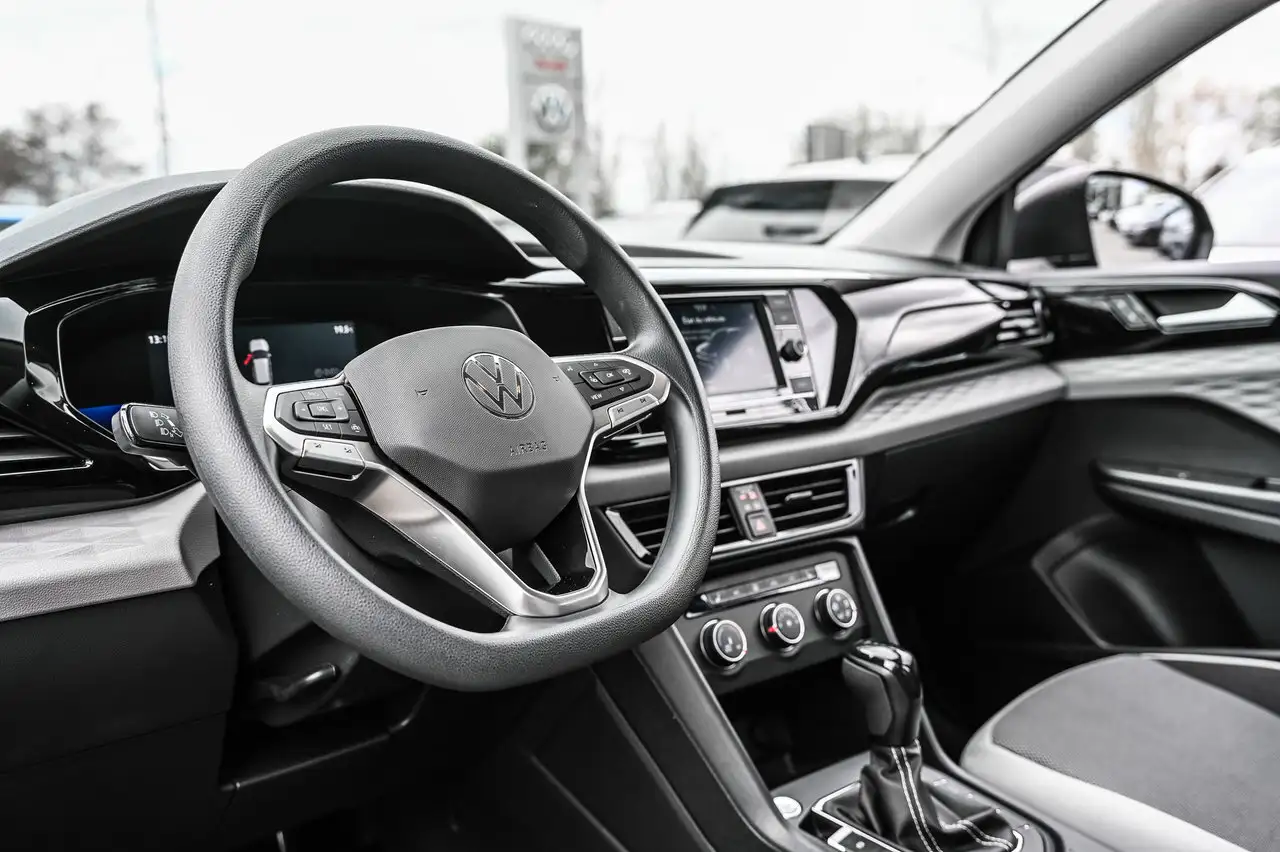 Volkswagen Taos снимка Volkswagen Taos