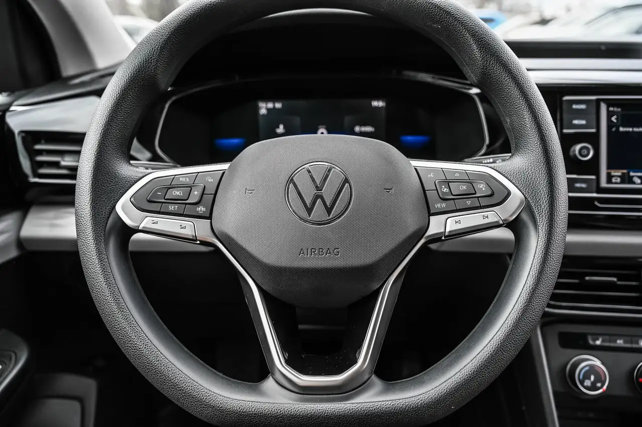 Volkswagen Taos снимка Volkswagen Taos