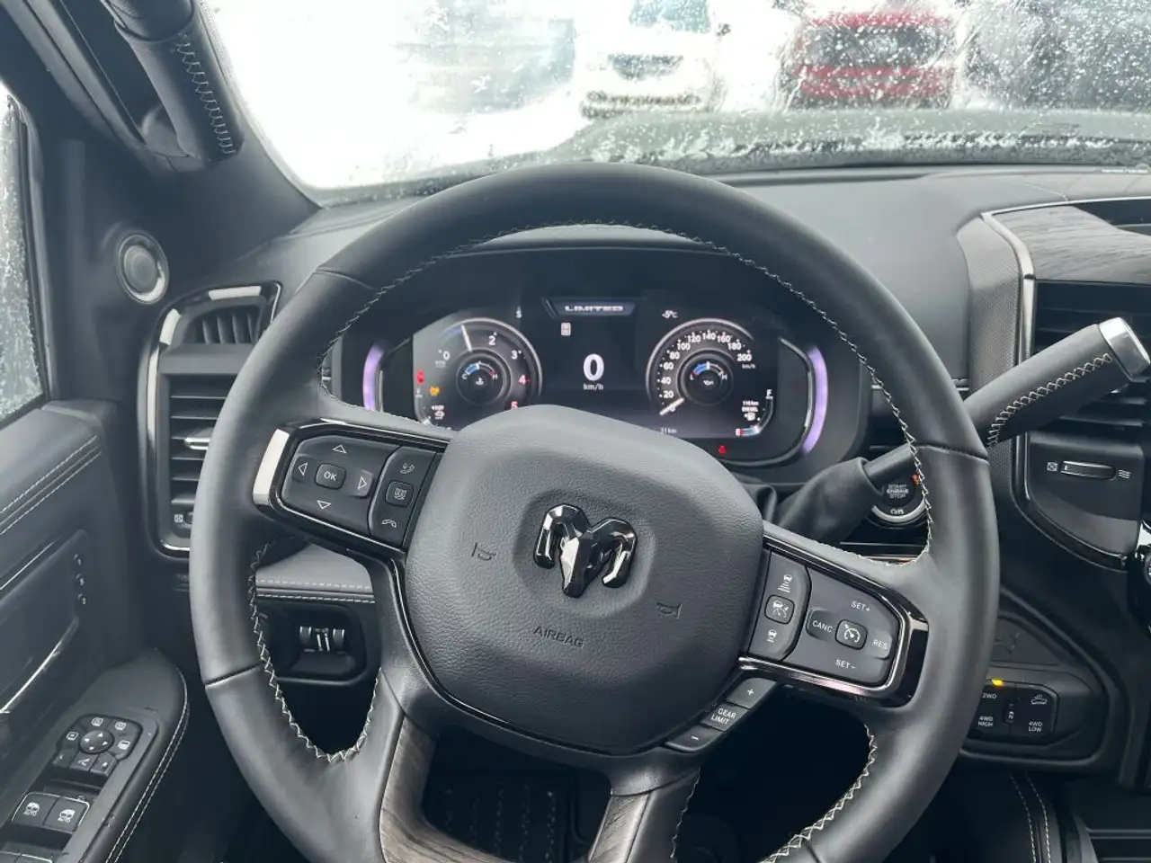 RAM 2500 снимка RAM 2500