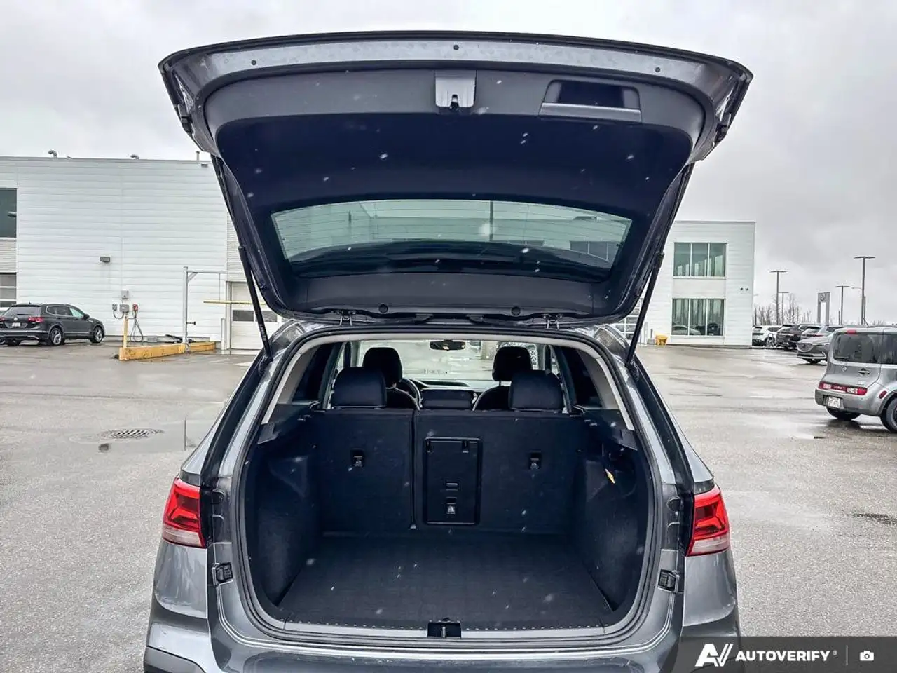 Volkswagen Taos снимка Volkswagen Taos