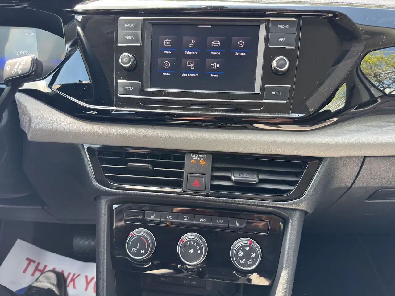 Volkswagen Taos снимка Volkswagen Taos