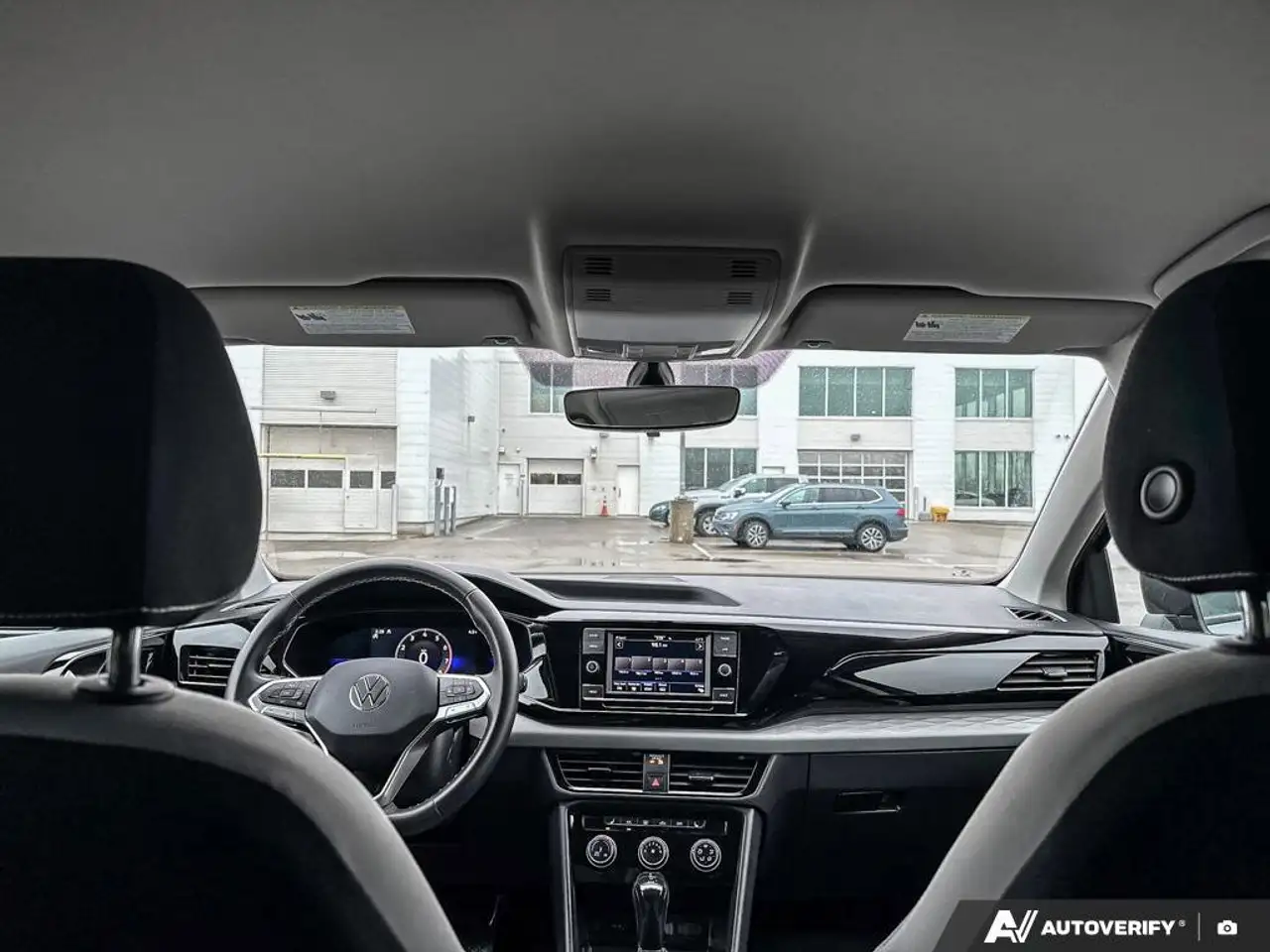 Volkswagen Taos снимка Volkswagen Taos