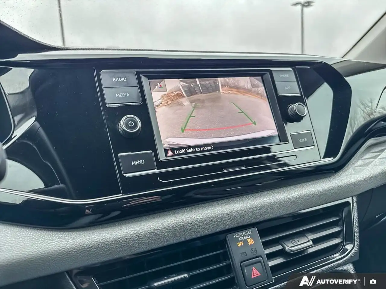 Volkswagen Taos снимка Volkswagen Taos