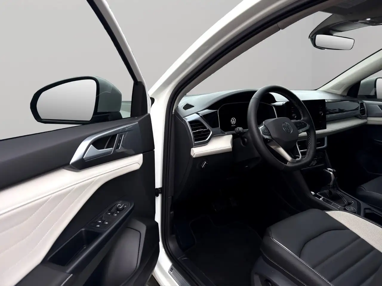 Volkswagen Taos снимка Volkswagen Taos