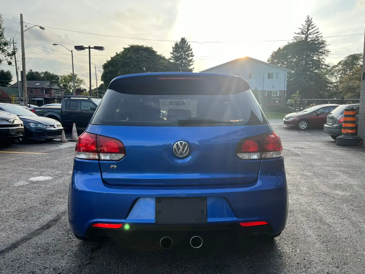 Volkswagen Golf R photo Volkswagen Golf R