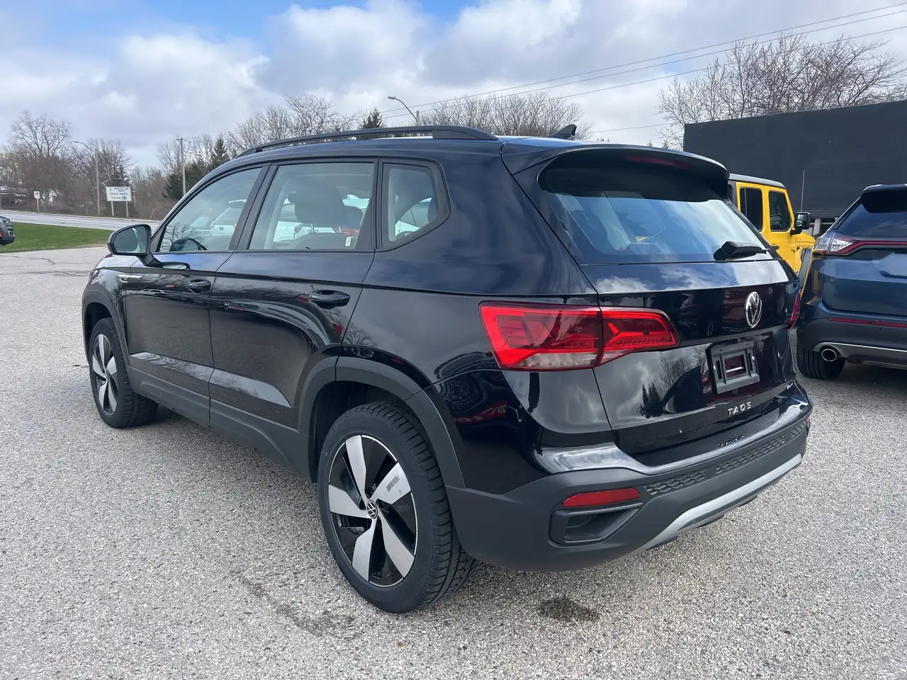 Volkswagen Taos снимка Volkswagen Taos