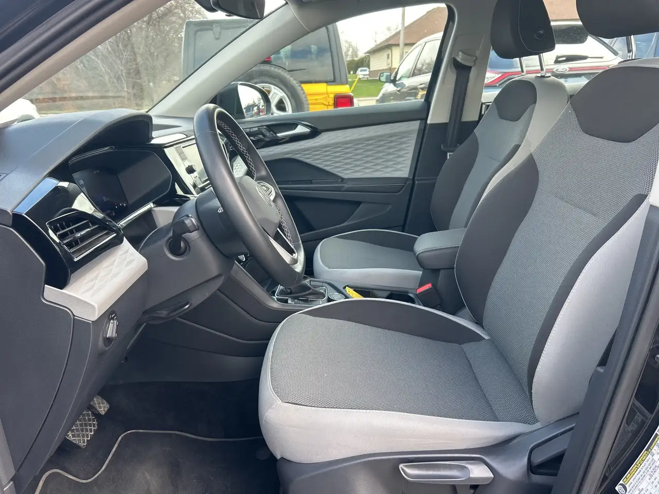Volkswagen Taos снимка Volkswagen Taos