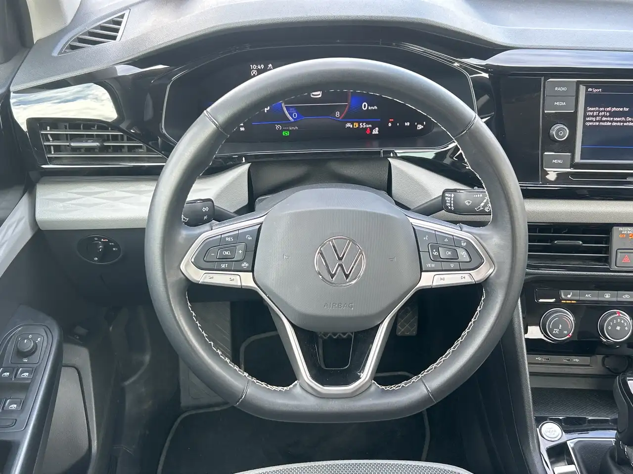Volkswagen Taos снимка Volkswagen Taos