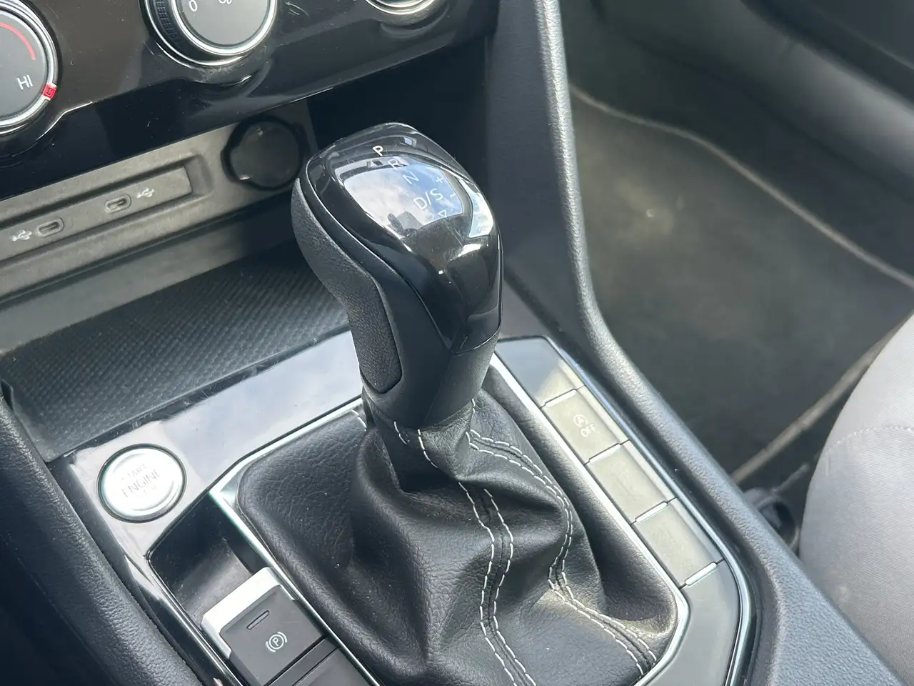 Volkswagen Taos снимка Volkswagen Taos