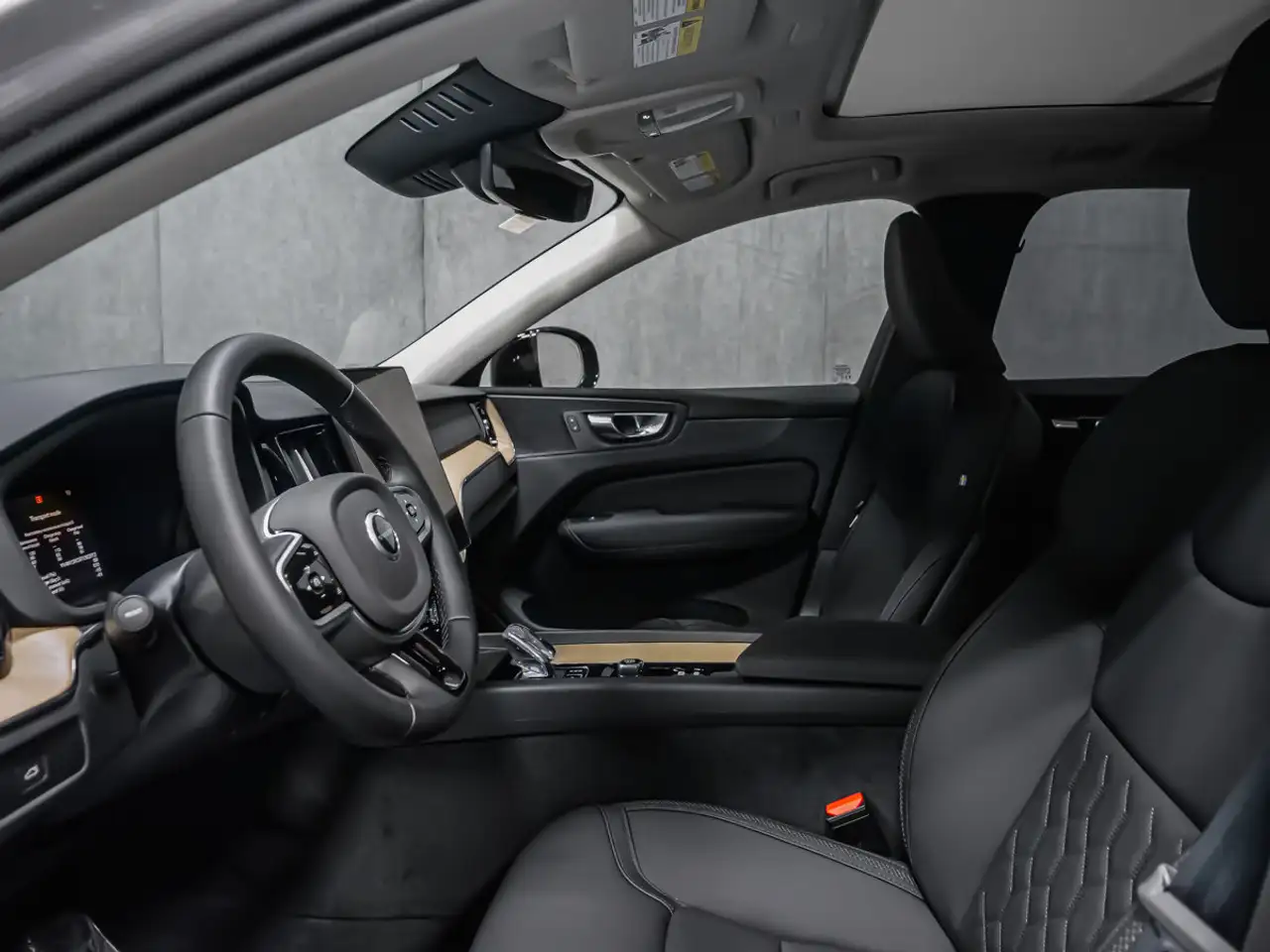 Volvo XC60 снимка Volvo XC60