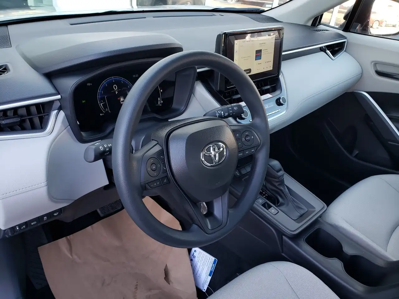 Toyota Corolla Cross снимка Toyota Corolla Cross