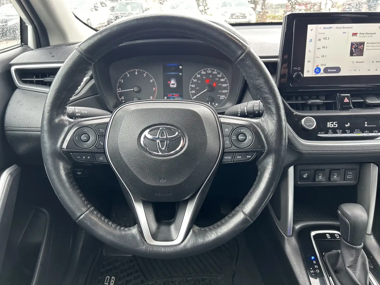 Toyota Corolla Cross снимка Toyota Corolla Cross