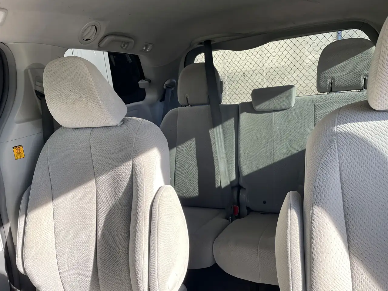 Toyota Sienna снимка Toyota Sienna
