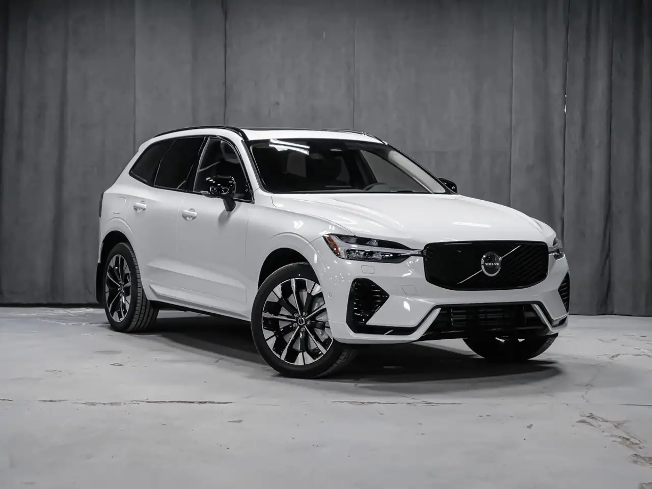 Volvo XC60 снимка Volvo XC60
