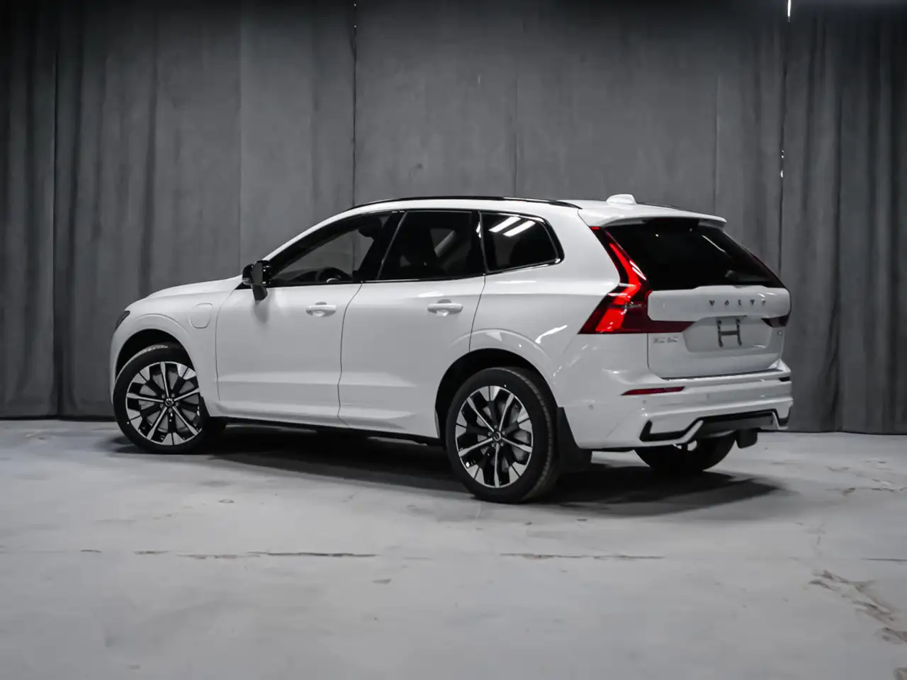 Volvo XC60 снимка Volvo XC60